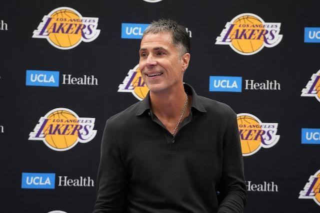 塔图姆成NBA2k25封面人物 名人堂版封面为卡特